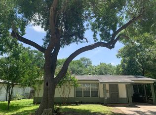 230 Savannah Dr, San Antonio, TX 78213