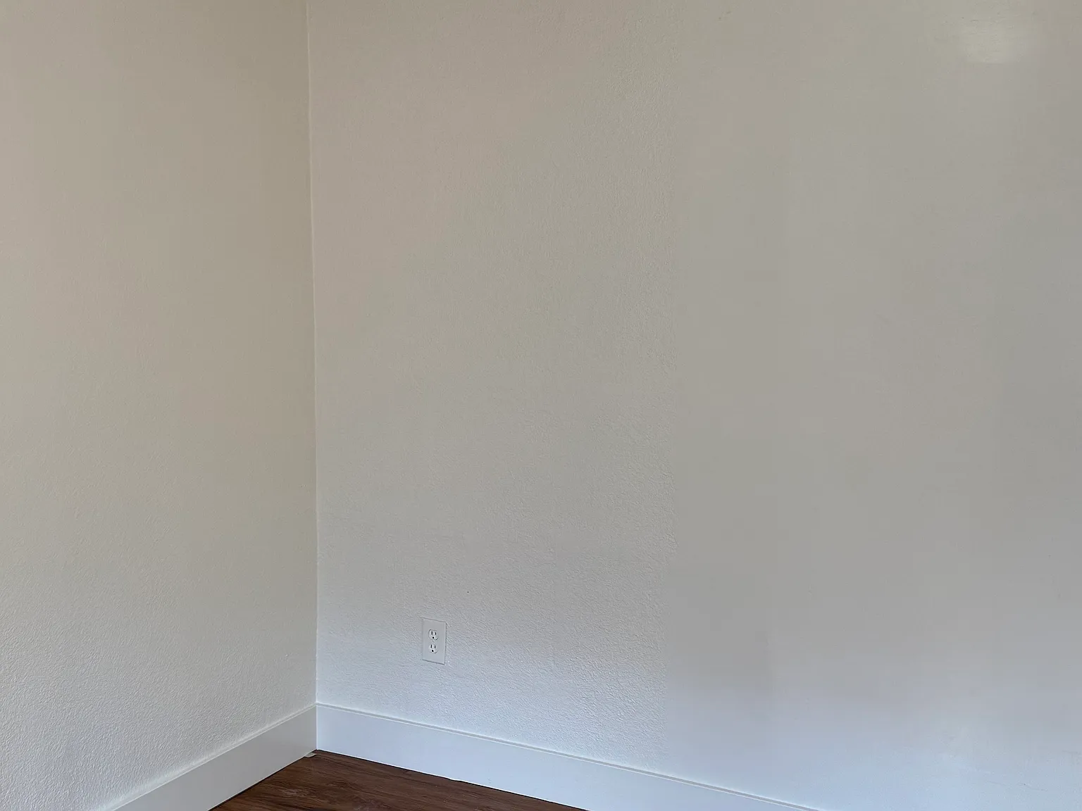 1 bed, 500 sqft, $1,100 — Photo 3