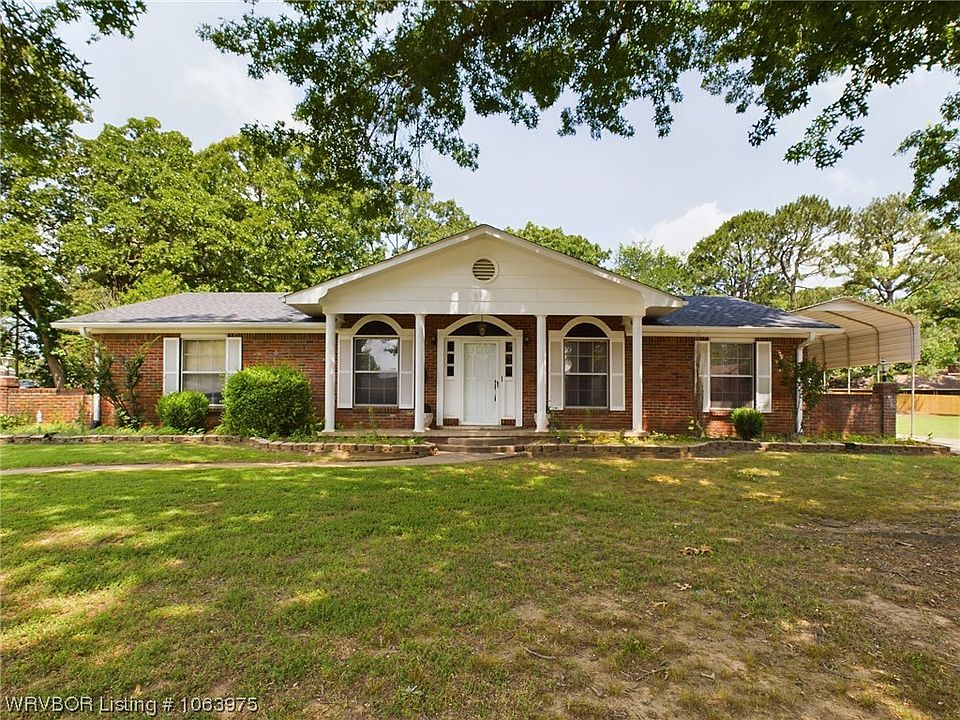 1703 E Edmondson Dr, Sallisaw, OK 74955 | Zillow