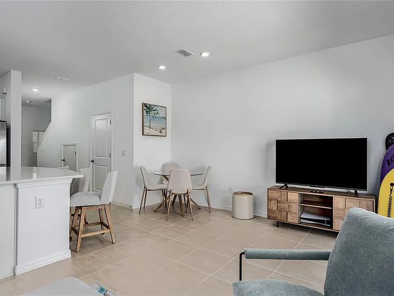 6011 Whetstone Ct — Photo 7