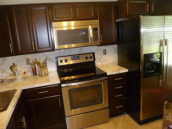 4th image of 147 Cypress Ln