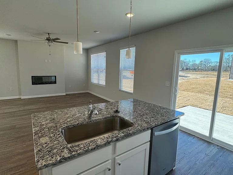 2110 Ecoland Dr — Photo 8
