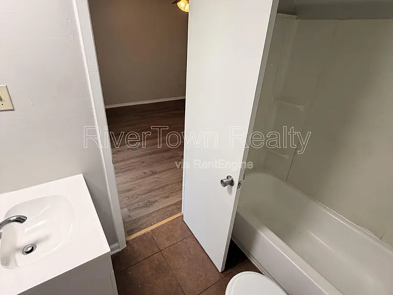 4778 Daphne Rd — Photo 14