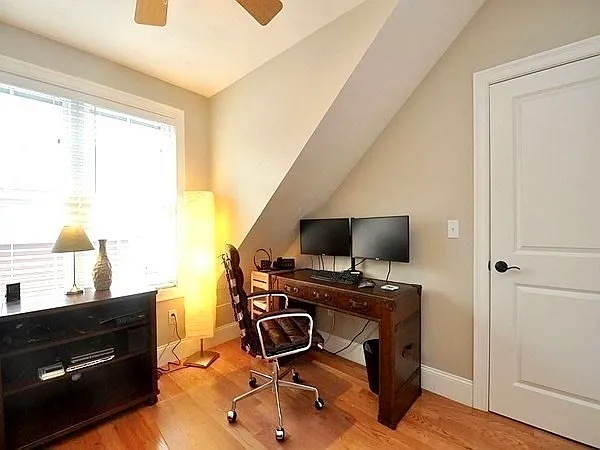 9 Park St #4 — Photo 13