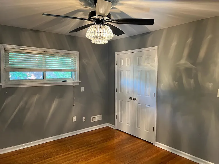 1502 Lynn Way — Photo 26