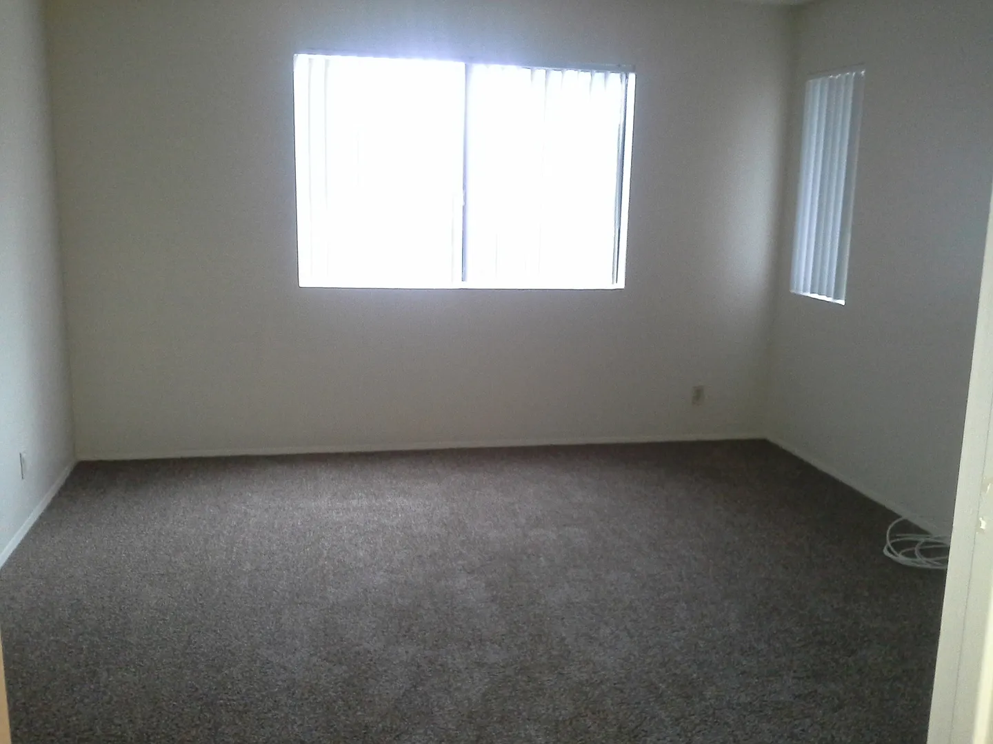 Spacious 2 bedroom, 2 bathroom — Photo 2