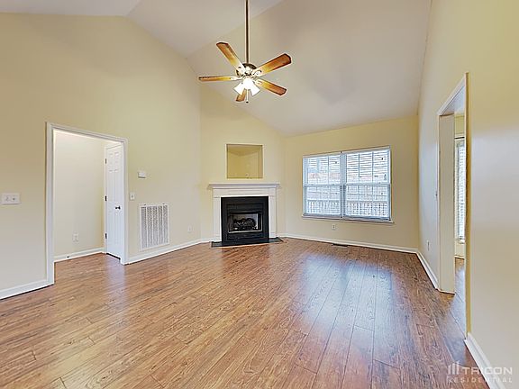 4th image of 602 Parrish Wood