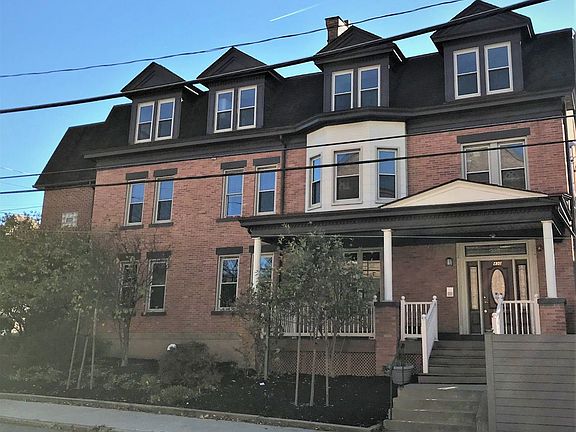 4th image of 430 Greenfield Ave #9696885