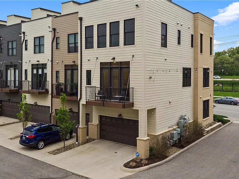 11202 N Park Pl — Photo 34