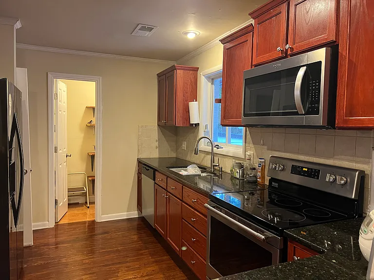 5002 Wickham Rd — Photo 17