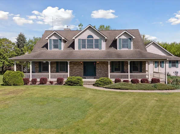 7140 Dell Rd, Saline, MI 48176