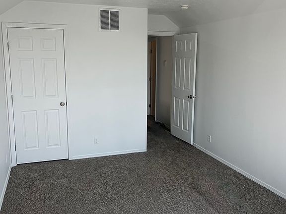5th image of 3522 S Big Springs Way