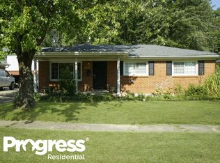 7609 Mackie Ln, Louisville, KY 40214
