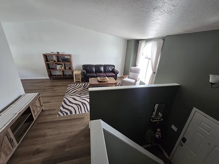 E Steep Mountain Dr — Photo 4