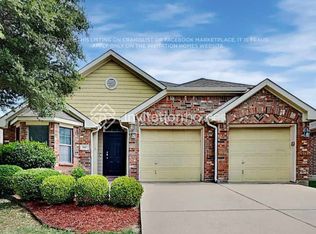 917 Lake Worth Trl, Little Elm, TX 75068
