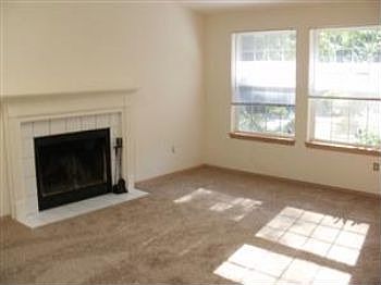 3rd image of 13721 Easy St NW