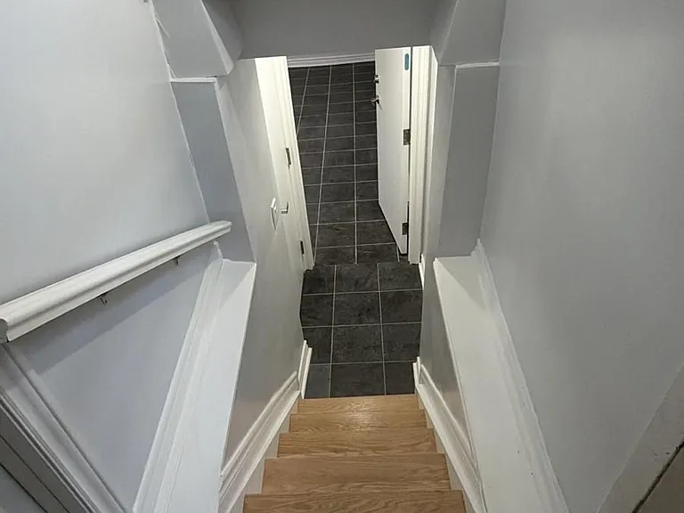 408 Strathmore Blvd #BASEMENT — Photo 11
