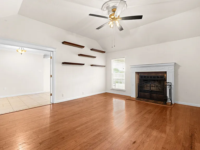 122 County Road 4936 — Photo 9