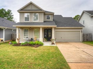 12927 Oakwood Manor Dr, Cypress, TX 77429