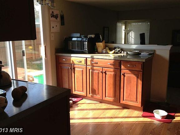 4th image of 1238 Caldwell Ct N