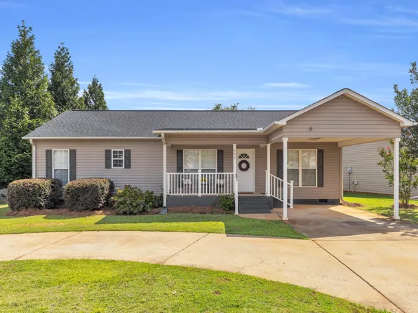 330 Split Oak Ln, Inman, SC 29349