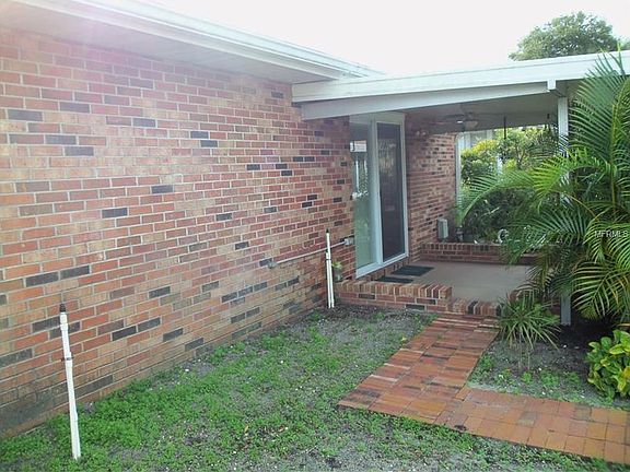 3rd image of 533 Villa Vista Blvd