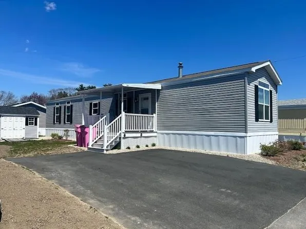 65 Caddy Drive, Salem, NH 03079