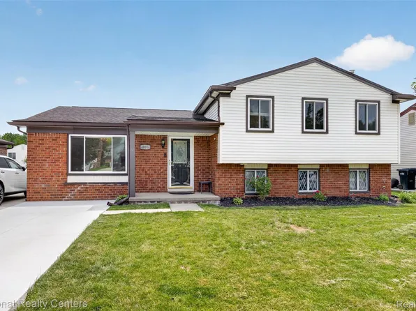 40014 Eagle Dr, Sterling Heights, MI 48310