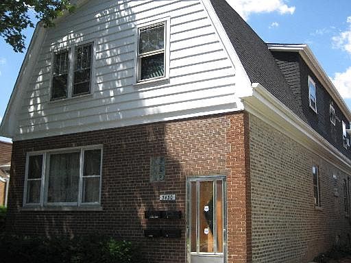 3rd image of 5430 N Moody Ave