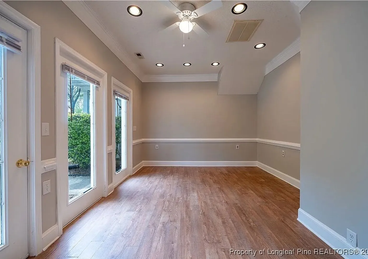 Room in 5 Bedroom Home at Feldspar Way — Photo 4