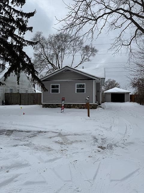 1st image of 3819 Loraine Ave SW