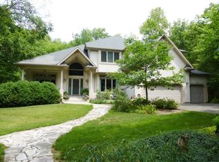 30 NW Pass, Oswego, IL 60543