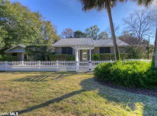 500 Morphy Ave, Fairhope, AL 36532