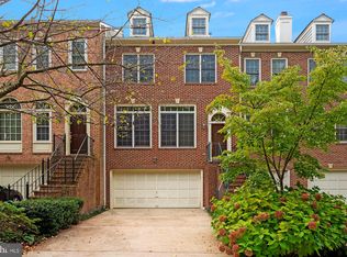 2802 Thaxton Ln, Oakton, VA 22124