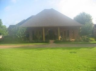 341 Crosscreek Dr, Bossier City, LA 71111