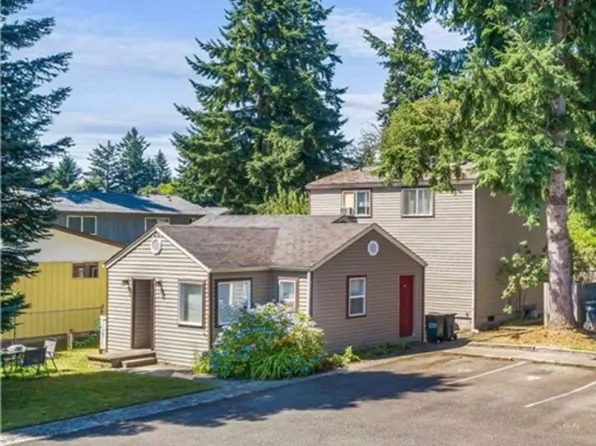 615 Division St NW APT A, Olympia, WA 98502