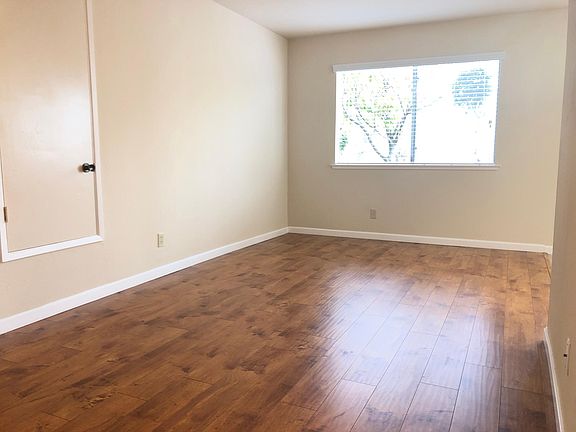 3rd image of 680 Garland Ave APT 1