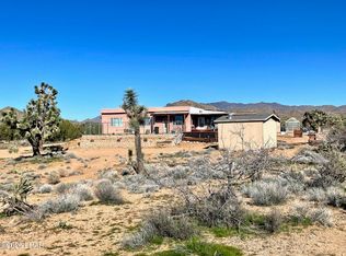 21422 S Appaloosa Rd, Yucca, AZ 86438