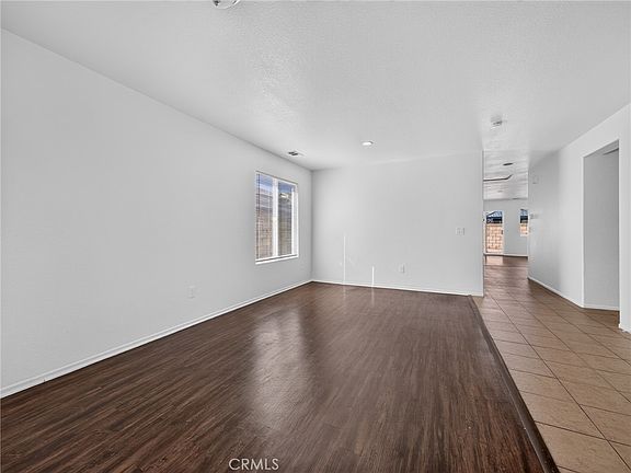 5th image of 38259 Ranger Dr