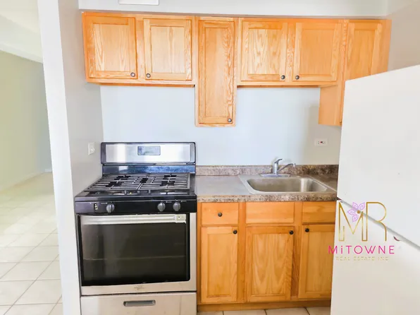 6821 N Sheridan Road, 6821 N Sheridan Rd #6, Chicago, IL 60626