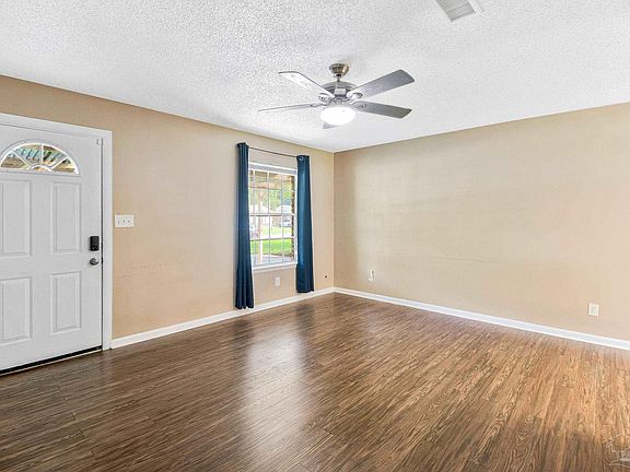 5th image of 3065 Woodbury Cir