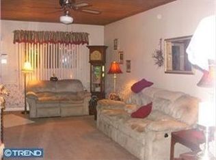 3431 Edgemont St, Philadelphia, PA