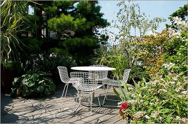 Sold by Bank Neary | media 13