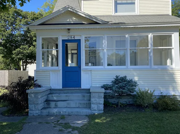 284 1/2 Fairbanks Ave, Holland, MI 49423