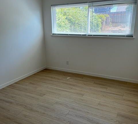 2nd image of 610 Stansbury Dr