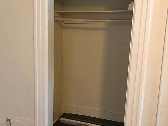 2nd image of 815 16th St APT 2
