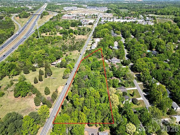3rd image of 13075 Plaza Road Ext