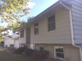 511 Barden St, Morrison, IL 61270