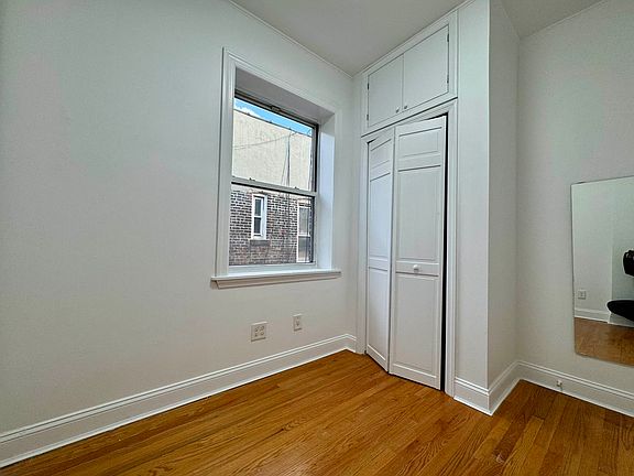 4th image of 76 E 7th St #6