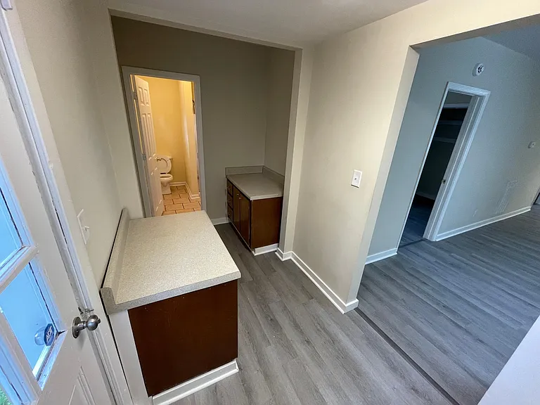 442 Greenleaf St — Photo 13